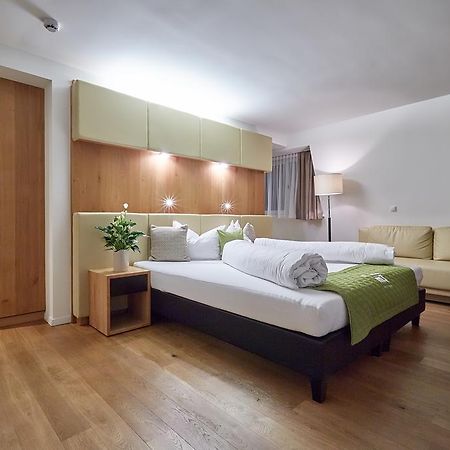 M3Hotel Sankt Anton am Arlberg Oda fotoğraf