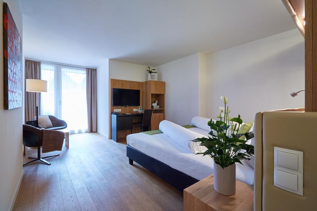 M3Hotel Sankt Anton am Arlberg Oda fotoğraf